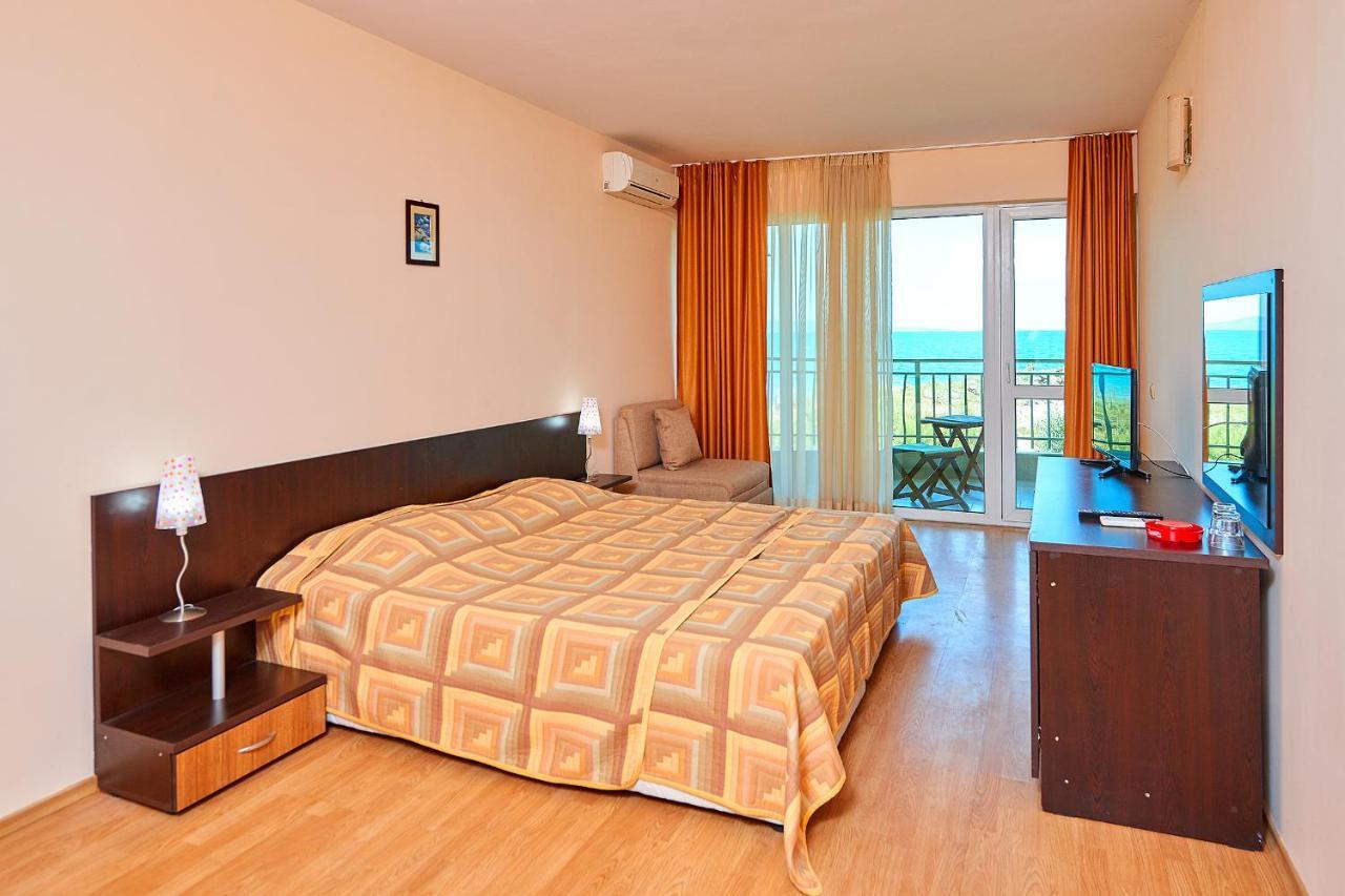 Guest House California Ahyolu Dış mekan fotoğraf