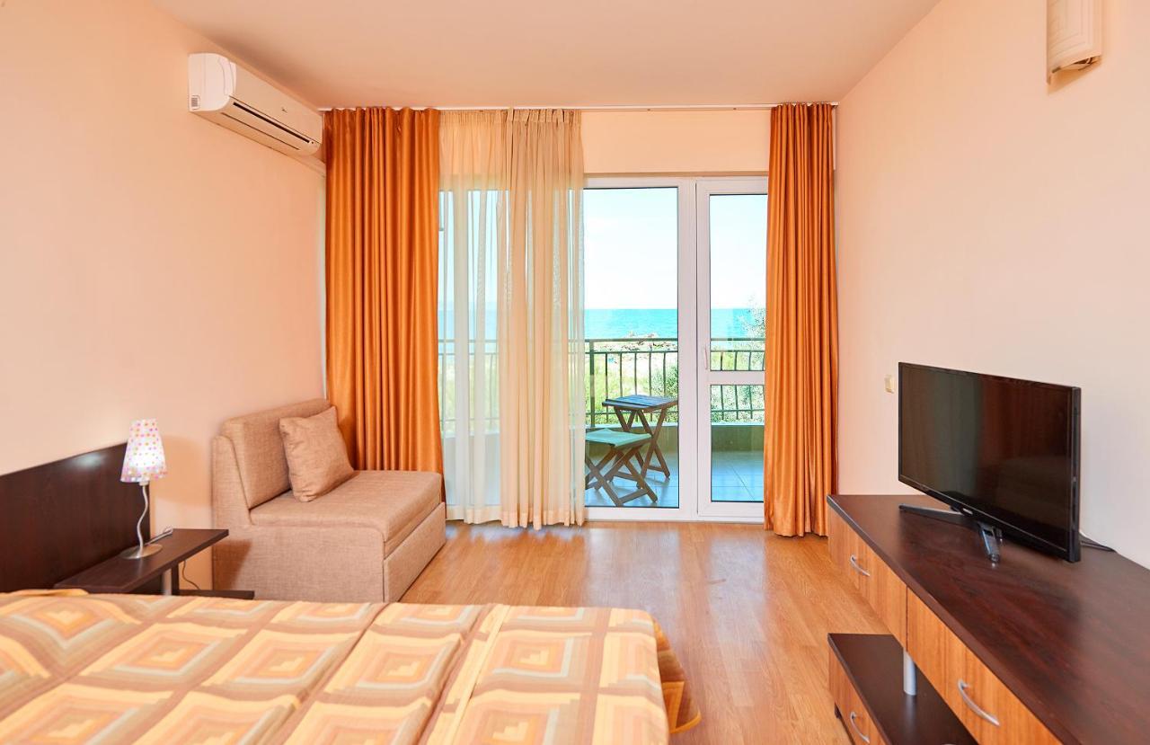 Guest House California Ahyolu Dış mekan fotoğraf